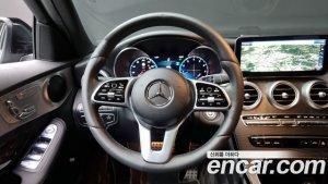 Mercedes-Benz C-Class C200 AMG Line 2021 года из Южной Кореи