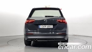 Volkswagen Tiguan 2.0 TDI Premium 2020 года из Южной Кореи