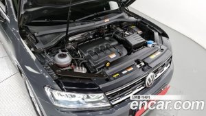 Volkswagen Tiguan 2.0 TDI Premium 2020 года из Южной Кореи