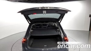 Volkswagen Tiguan 2.0 TDI Premium 2020 года из Южной Кореи