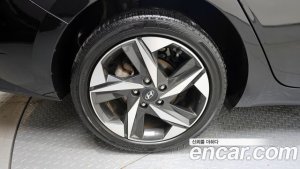Hyundai AVANTE 1.6 2021 года из Южной Кореи