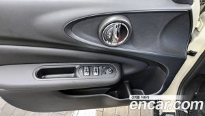 Mini Clubman DEFAULT 2021 года из Южной Кореи