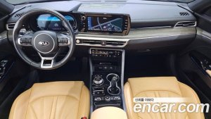 Kia K5 Signature 2021 года из Южной Кореи