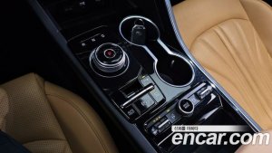 Kia K5 Signature 2021 года из Южной Кореи