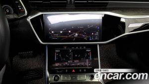 Audi A7 55 TFSI 4WD Premium 2021 года из Южной Кореи