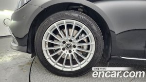 Mercedes-Benz E-Class E250 Exclusive 2021 года из Южной Кореи