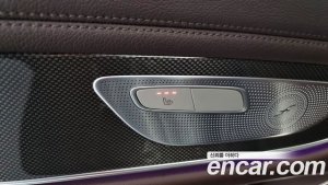Mercedes-Benz CLS-Class CLS300d AMG Line 2020 года из Южной Кореи