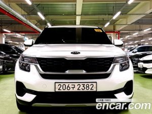 Kia Seltos Бензин 1.6 Turbo 2WD 2022 года из Южной Кореи