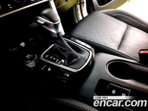 Kia Seltos Бензин 1.6 Turbo 2WD 2022 года из Южной Кореи