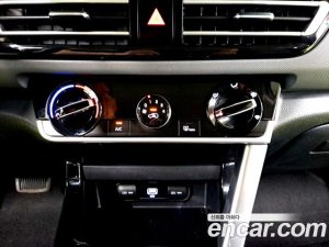 Kia Seltos Бензин 1.6 Turbo 2WD 2022 года из Южной Кореи