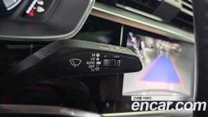 Audi Q3 35 TDI Premium 2020 года из Южной Кореи