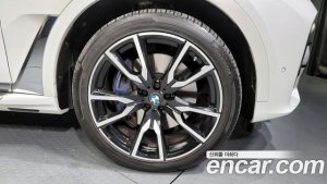 BMW X7 xDrive 40i M Sport 6인승 2020 года из Южной Кореи