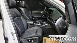 BMW X7 xDrive 40i M Sport 6인승 2020 года из Южной Кореи