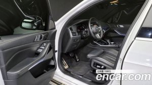 BMW X7 xDrive 40i M Sport 6인승 2020 года из Южной Кореи