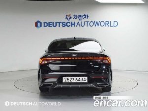 Kia K5 Signature 2021 года из Южной Кореи