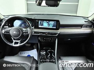 Kia K5 Signature 2021 года из Южной Кореи