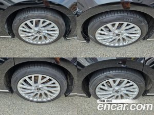 Audi A8 55 TFSI 4WD LWB 2021 года из Южной Кореи