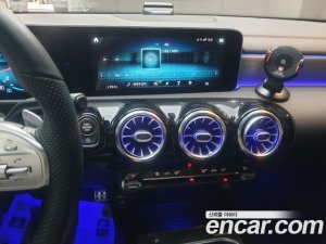 Mercedes-Benz CLA-Class CLA250 4MATIC 2020 года из Южной Кореи