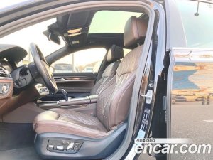 BMW 7-Series 740i Design Pure Excellence 2021 года из Южной Кореи