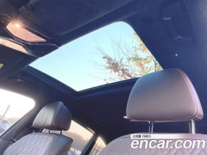 BMW 7-Series 740i Design Pure Excellence 2021 года из Южной Кореи