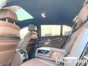 BMW 7-Series 740i Design Pure Excellence 2021 года из Южной Кореи