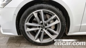 Audi A7 55 TFSI 4WD Premium 2021 года из Южной Кореи