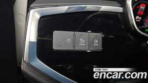 Audi Q3 35 TDI Premium 2020 года из Южной Кореи