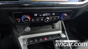Audi Q3 35 TDI Premium 2020 года из Южной Кореи