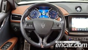 Maserati Ghibli 3.0 GranLusso 2020 года из Южной Кореи