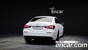 Mercedes-Benz A-Class A250 4MATIC SEDAN 2020 года из Южной Кореи