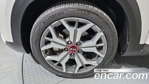 Kia Seltos Бензин 1.6 Turbo 2WD 2020 года из Южной Кореи