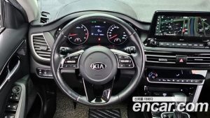 Kia Seltos Бензин 1.6 Turbo 2WD 2020 года из Южной Кореи
