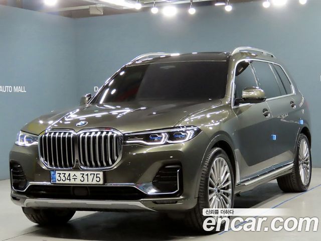 BMW X7 xDrive 40i Design Pure Excellence 6인승 2021 года из Кореи