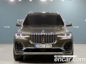 BMW X7 xDrive 40i Design Pure Excellence 6인승 2021 года из Южной Кореи
