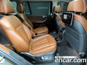 BMW X7 xDrive 40i Design Pure Excellence 6인승 2021 года из Южной Кореи