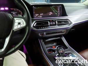 BMW X7 xDrive 40i Design Pure Excellence 6인승 2021 года из Южной Кореи