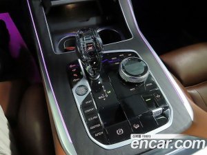BMW X7 xDrive 40i Design Pure Excellence 6인승 2021 года из Южной Кореи