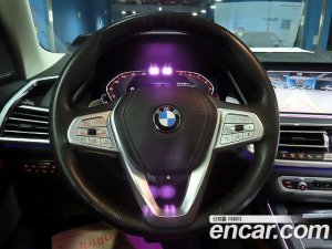 BMW X7 xDrive 40i Design Pure Excellence 6인승 2021 года из Южной Кореи
