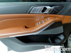 BMW X7 xDrive 40i Design Pure Excellence 6인승 2021 года из Южной Кореи