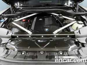 BMW X7 xDrive 40i Design Pure Excellence 6인승 2021 года из Южной Кореи