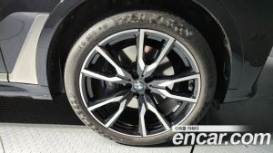 BMW X7 M50i 6인승 2021 года из Южной Кореи