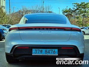Porsche Taycan 4S 2021 года из Южной Кореи