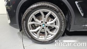 BMW X4 xDrive20i xLine 2020 года из Южной Кореи