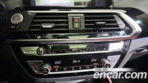 BMW X4 xDrive20i xLine 2020 года из Южной Кореи