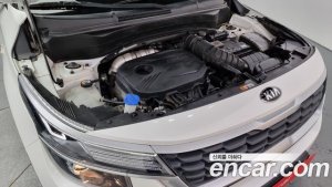 Kia Seltos Бензин 1.6 Turbo 2WD 2020 года из Южной Кореи