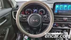 Kia Seltos Бензин 1.6 Turbo 2WD 2020 года из Южной Кореи