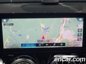 Mercedes-Benz GLB-Class GLB220 2021 года из Южной Кореи