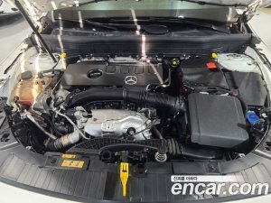 Mercedes-Benz GLB-Class GLB220 2021 года из Южной Кореи