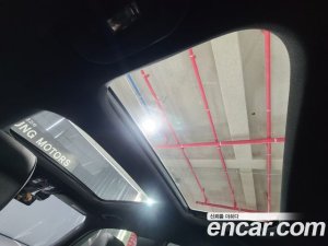 Mercedes-Benz GLB-Class GLB220 2021 года из Южной Кореи