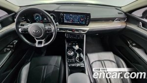 Kia K5 2.0 2021 года из Южной Кореи